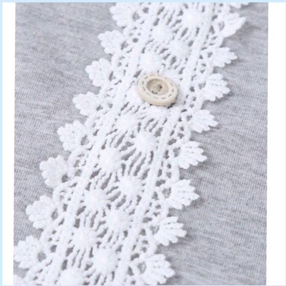 ⚠️ONLY 1️⃣ Large LEFT! Sky blue & Gray Blocked Tee - Picture 3 of 5